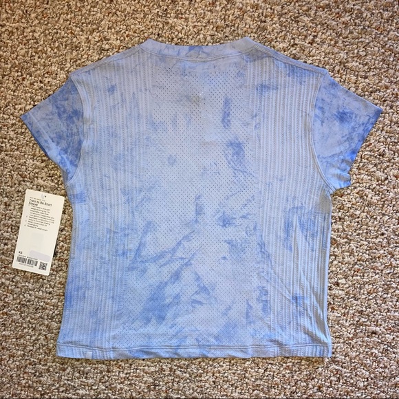 Lululemon Train To Be Short Sleeve *Wash
Blue Linen/Chalk Wash Water Drop - Picture 5 of 7